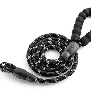 6-Foot Dog Leash Large Dogs with Soft Handle Reflective Leash for Large Breed Dogs | Dog Leash for Small Dogs, Leash for Dogs | Heavy-Duty Nylon Dog Leash for Small Dogs in Black or Purple (Black)